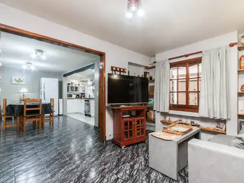 Depto Tipo Casa en Venta 46 años