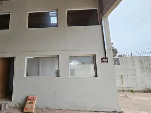 Galpon en Alquiler 30  mts Fondo