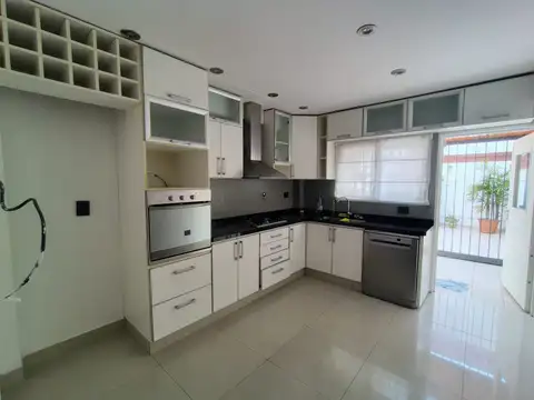 Casa en Alquiler en Nuñez, $ 3.500.000