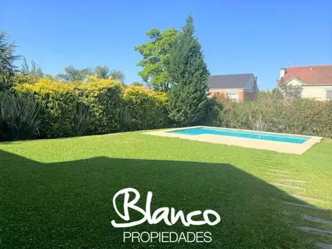 Pilar Golf 1600