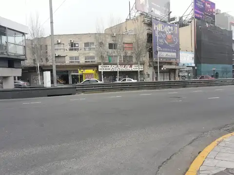 Local en Venta 50 años