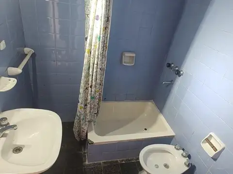 Departamento en Alquiler en Villa Luro, $ 600.000