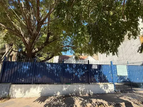 Avenida Calchaqui al 400