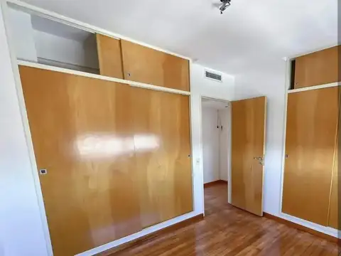 DEPARTAMENTO CON VISTA AL RIO