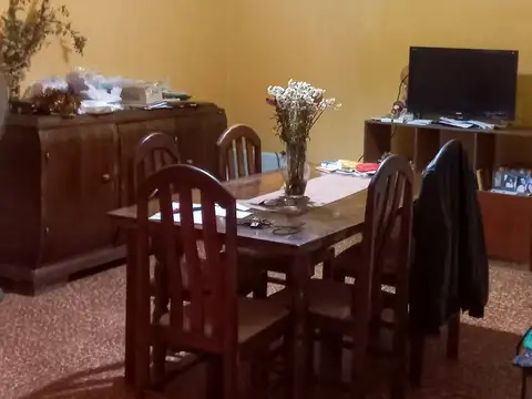 Depto Tipo Casa 4 ambientes con 1 baño