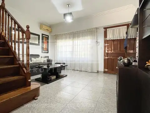 Casa en Venta en Olivos Uzal / Panamericana, USD 280.000