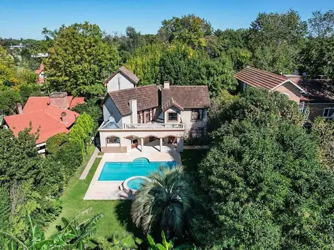 Casa en Alquiler de 4 dormitorios