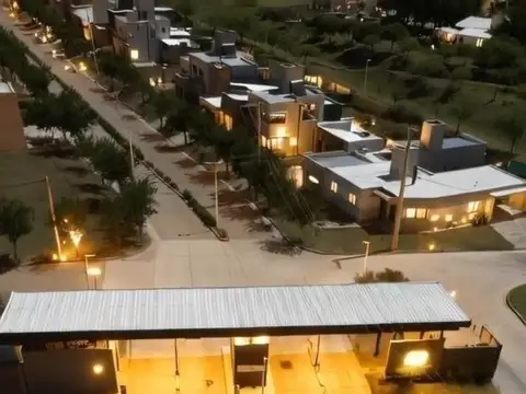 Tejas 4, Malagueño