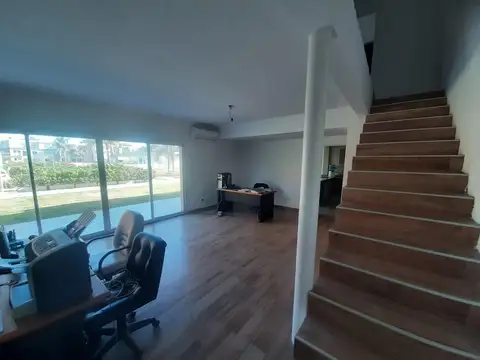 Dúplex de Pozo - 4 AMB de Pozo en Altos de Maschwitz