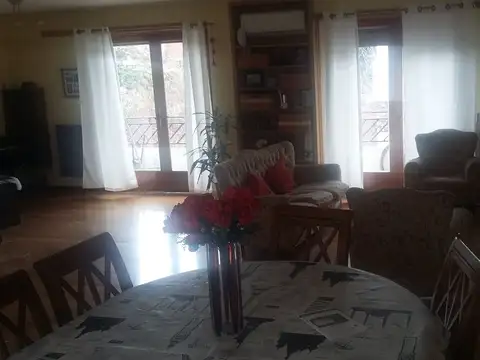 Depto Tipo Casa en Venta en Villa Pueyrredon, USD 340.000