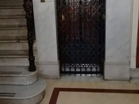 Departamento 5 ambientes con 2 baños