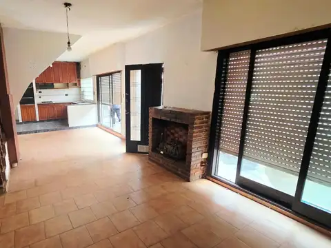 Depto Tipo Casa en Venta de 2 dormitorios