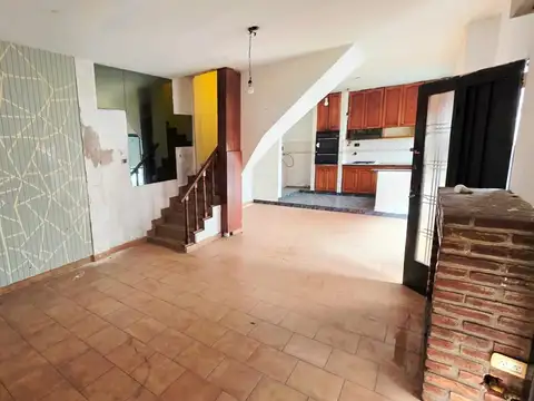 Depto Tipo Casa en Venta en San Justo, USD 36.000