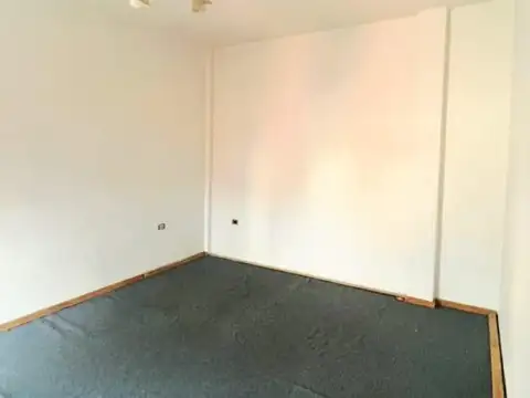 Depto Tipo Casa en Venta 40 años