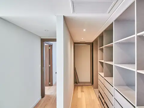 Departamento 4 ambientes con 5 baños