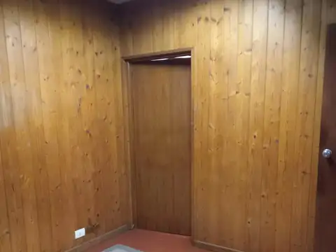 Oficina 3 ambientes con 1 baño