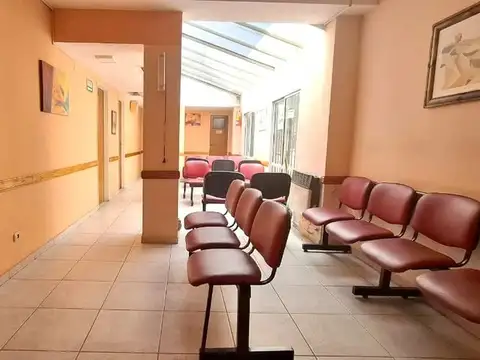 Oficina Monoambiente con 4 baños