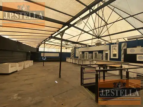 Local en Venta 30 años