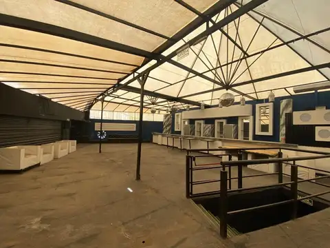 Local en Venta 30 años