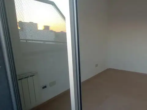 Departamento en Alquiler en Villa del Parque, $ 830.000