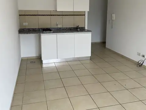 Departamento en Alquiler en Echesortu, $ 300.000