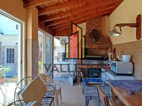 Galpón zona ID + Casa 4 ambientes cochera terraza