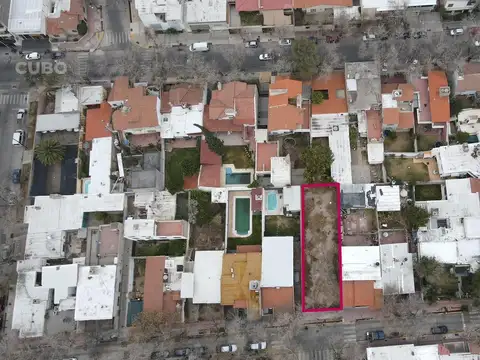 Terreno 311 metros en  Venta en Barrio Bombal Capital