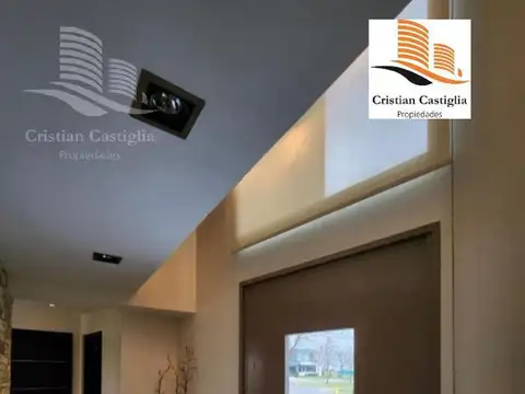 Casa en Venta al Oeste