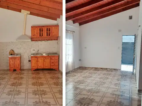 PRÁCTICA CASA 2 DORMITORIOS CON PATIO EN PUEBLO ESTHER