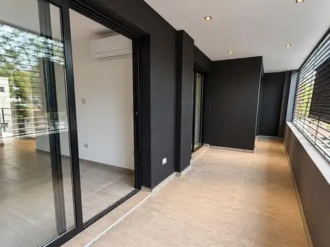 OPENHOUSE inmobiliaria vende exclusivo departamento en Quinta Seccion