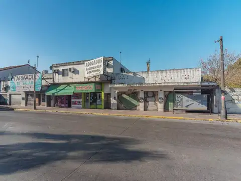 Venta edif. bloque H. Irigoyen y Panamericana