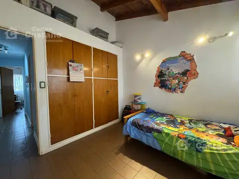 Exc. Dúplex 5 Amb. con Fondo y Espacio Para Auto