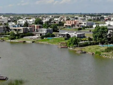 Terreno en Venta de 672,0 m2