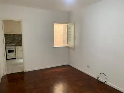 Departamento en Alquiler de 2 ambientes. Impecable. Excelente Ubicación