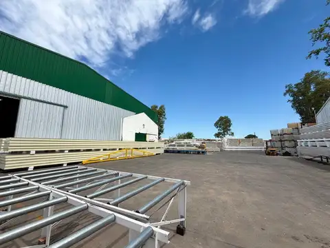 Predio industrial con dos naves en venta en Escobar sobre Ruta 9 vieja - ID 5965