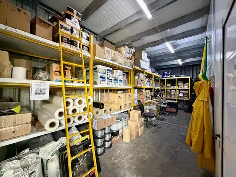 Predio industrial con dos naves en venta en Escobar sobre Ruta 9 vieja - ID 5965
