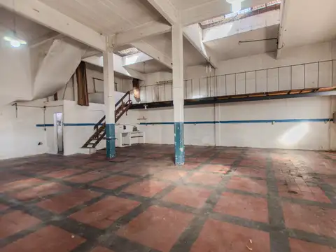 Galpon en Alquiler en Villa Urquiza, $ 3.400.000
