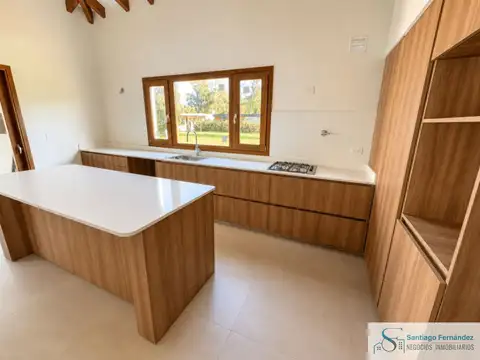 Casa en Venta en Santa Clara, USD 285.000