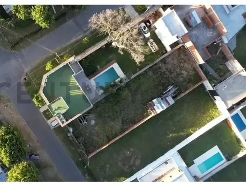 LOTE EN VENTA IDEAL INVERSORES O DESARROLLADORES VIVENDA O NEGOCIO GALPON LA PLA
