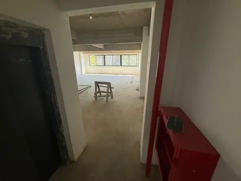 Depósito / galpon 1200 m2 alquiler en Floresta