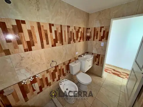 Depto Tipo Casa en Venta con 1 cocheras