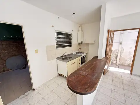 Depto Tipo Casa 3 ambientes con 1 baño