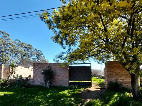 Terreno y Quincho en Ñandú esquina D. Saluzzi