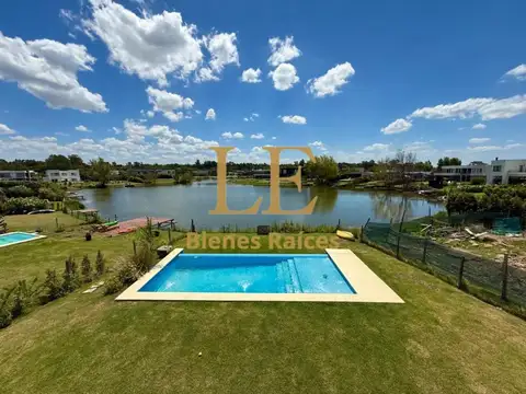 Casa en Venta en El Canton, USD 430.000