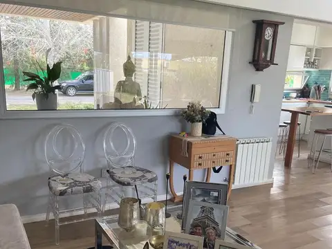Casa en venta en Puerto Roldán | 2 dormitorios | Lote de 924 m²