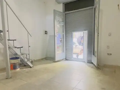 Local en Alquiler en Balvanera, $ 790.000