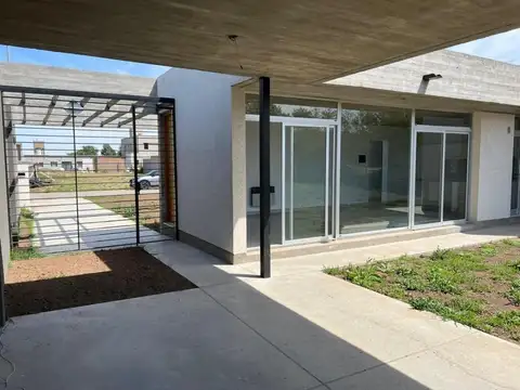 Casa en Venta en Funes, USD 220.000