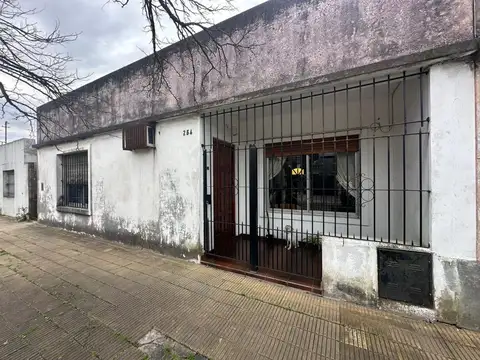 VENTA CASA  3 AMBIENTES MONTE GRANDE
