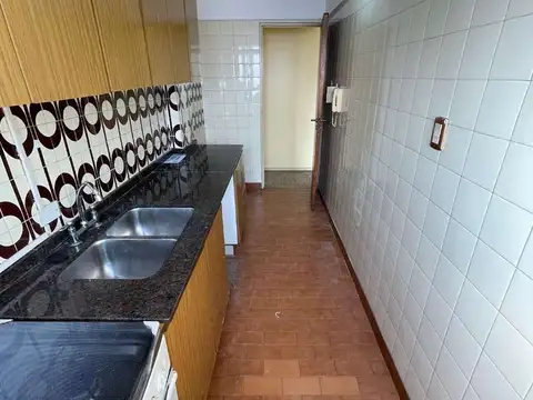 DEPARTAMENTO 2 AMBIENTES EN CIUDADELA * 1 CUADRA DE LA ESTACION *