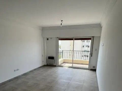 Departamento en Alquiler en Lanús Oeste, $ 450.000